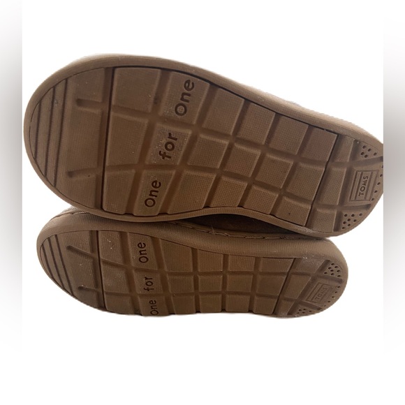 Toms Toddler Boots - Size 6 - Picture 5 of 6